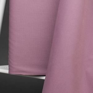 Enfärgad bomullspoplin – Gammellila (GOTS)
