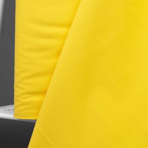 Enfärgad bomullspoplin – Gul (GOTS)