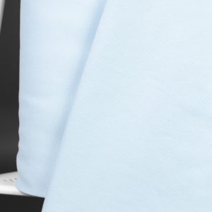 Enfärgad college (soft sweat) – Ljusblå (GOTS)
