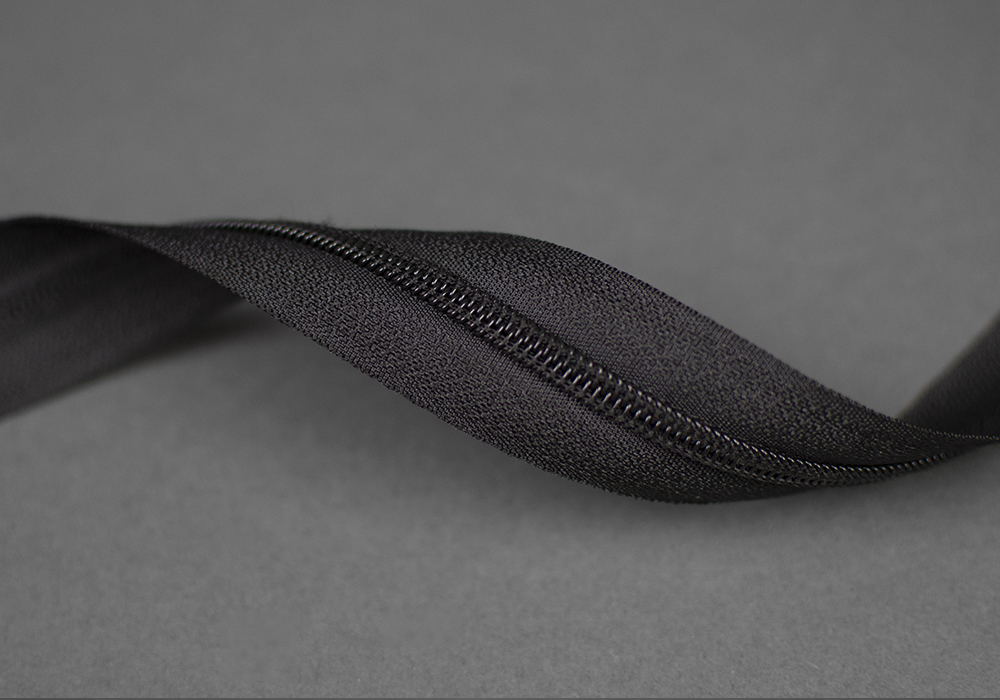 Blixtlås metervara 5mm — Svart