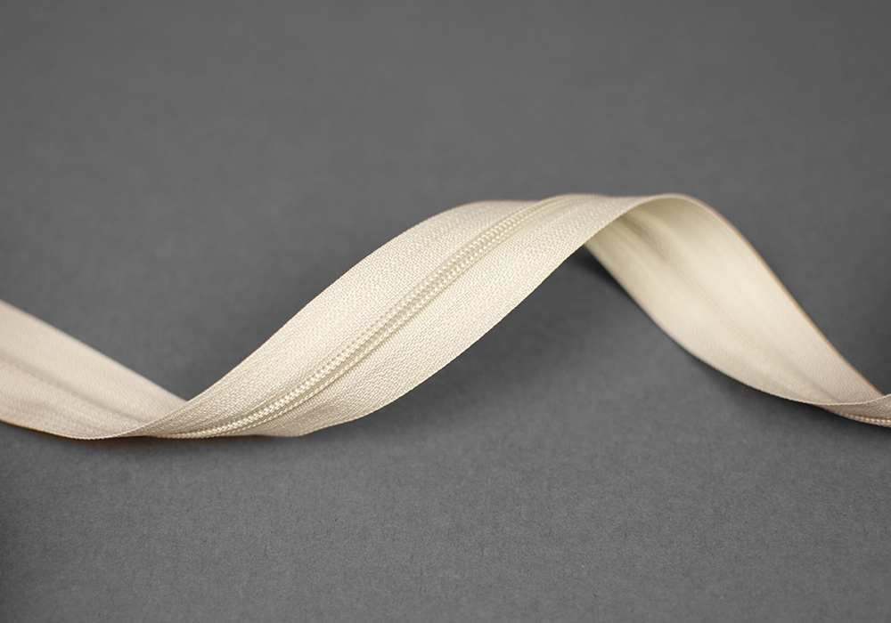 Blixtlås metervara 3mm — Beige