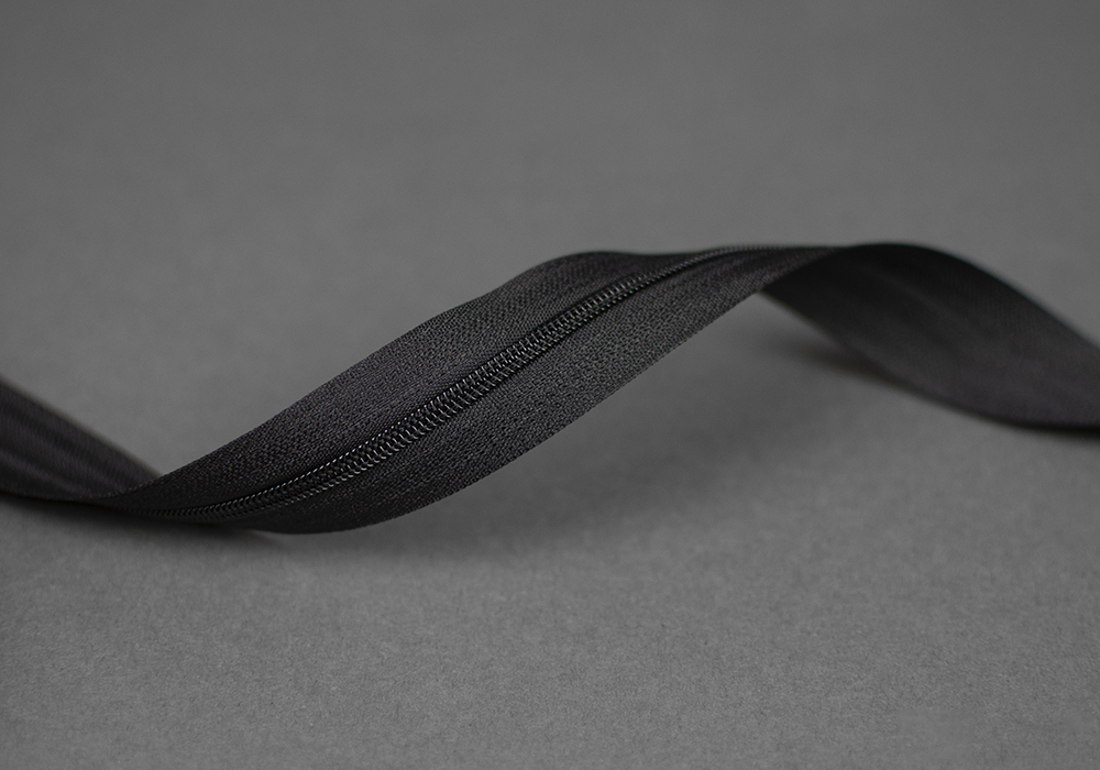 Blixtlås metervara 3mm — Svart